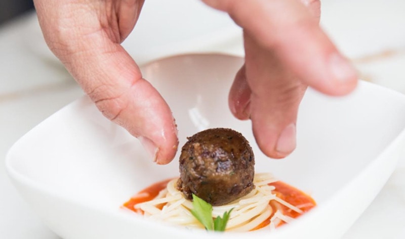 VegNews.MemphisMeatsMeatball