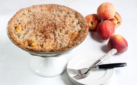 Vegan & Gluten-Free Crumble Top Peach Pie