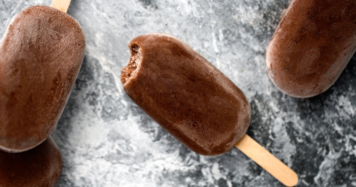 Vegan Fudge Popsicles VegNews