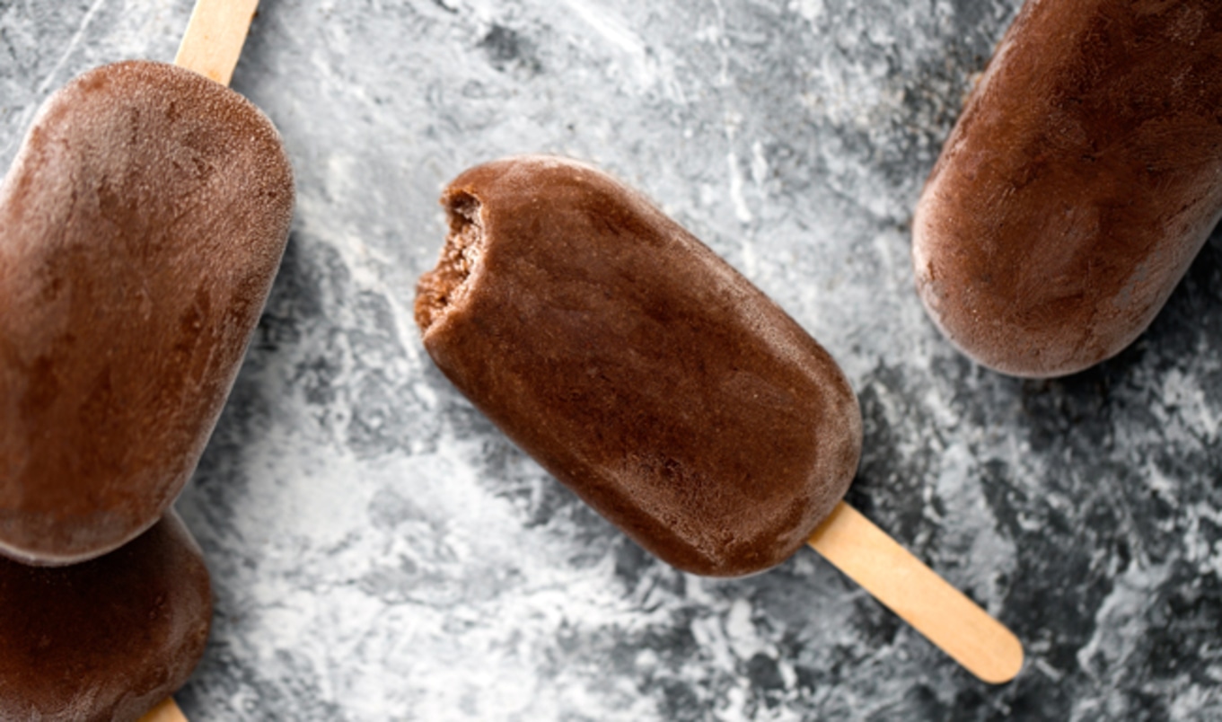 Creamy Fudge Banana Popsicles