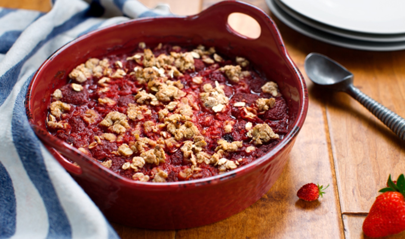 Vegan Mixed Berry Fruit Crisp VegNews