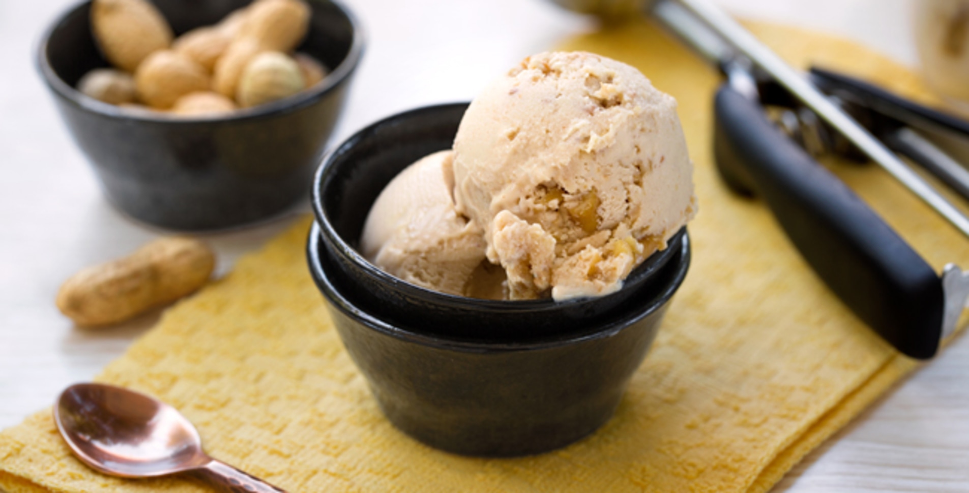Easy Vegan Peanut Butter Frozen Yogurt