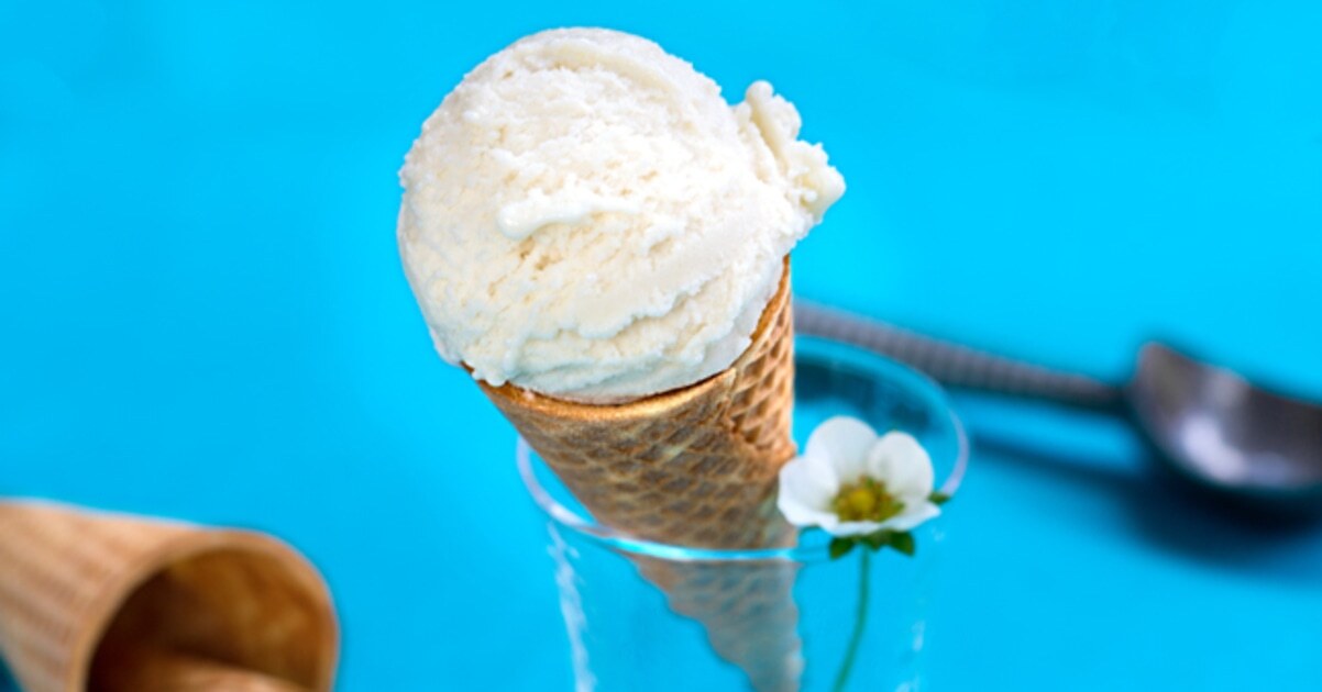 Four-Ingredient Cashew Vanilla Ice Cream | VegNews