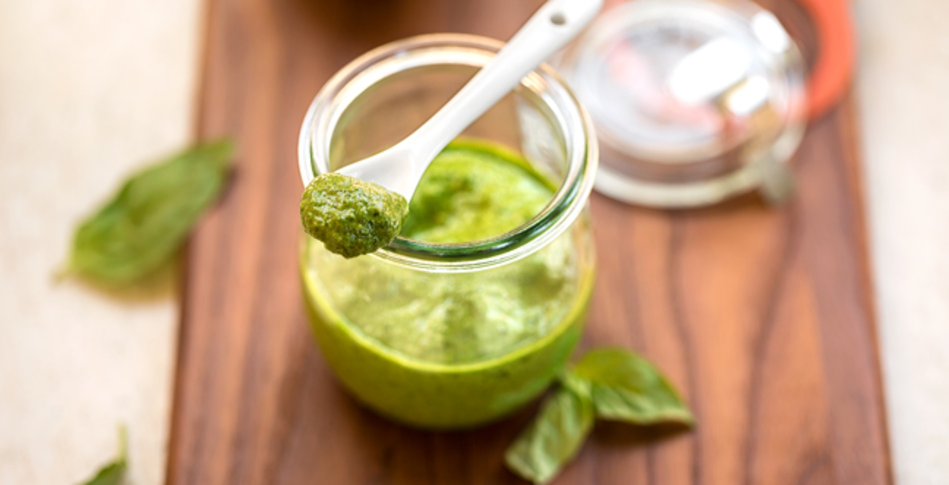 5-Minute French Basil Pistou