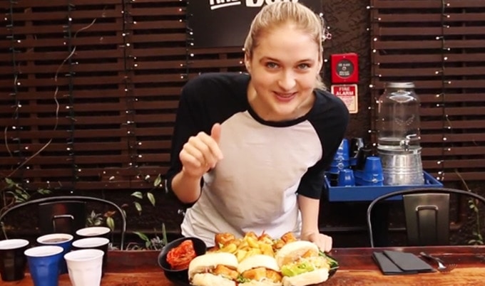 VegNewsNelaZisser1