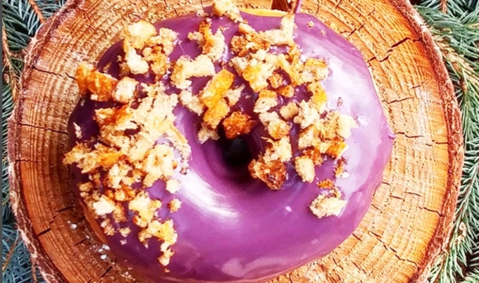 VegNewsDoeDonut