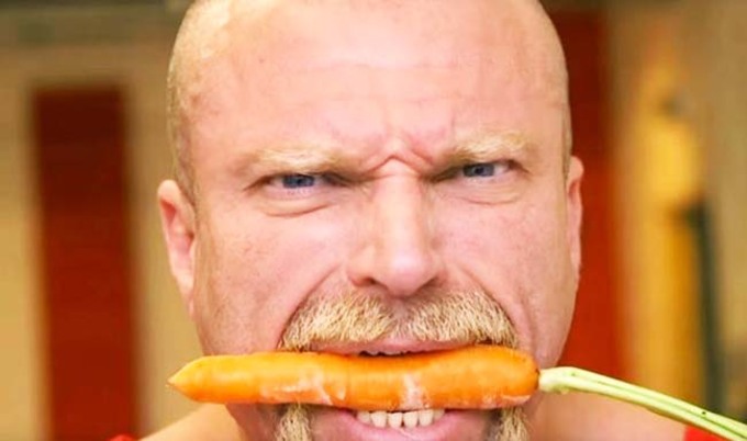 VegNewsBarnyduPlessisMetro