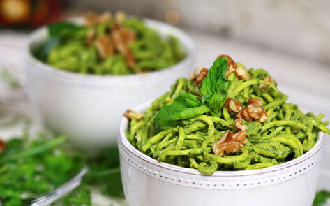 Walnut, Arugula, & Basil Pesto
