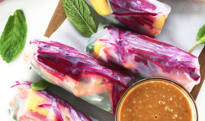 VegNews.RainbowSpringRolls