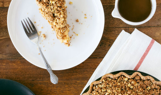 VegNews.AppleCrumbPie