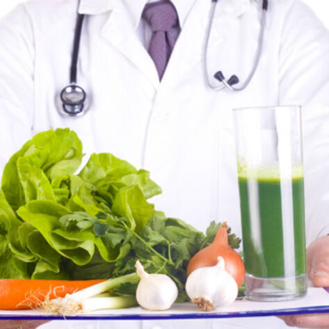 Doctors Teach Vegan Nutrition at 11 Medical Schools in India
