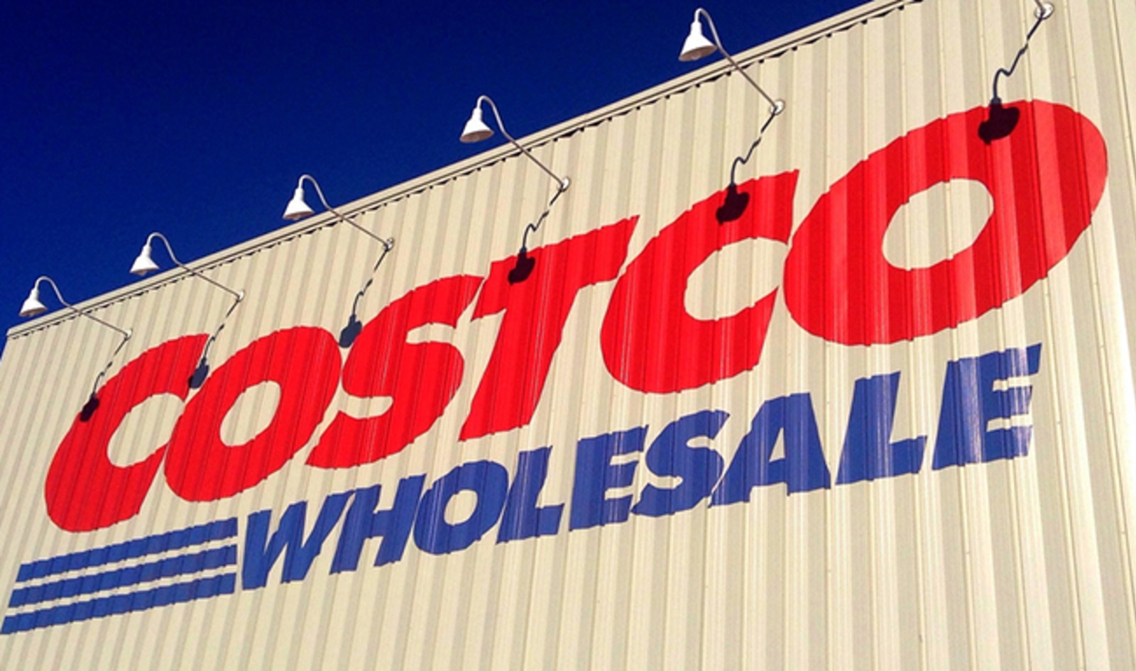 Costco Ditches Hot Dogs to Make Room for Vegan Options