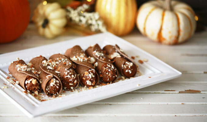 VegNews.ChocolateCannoli
