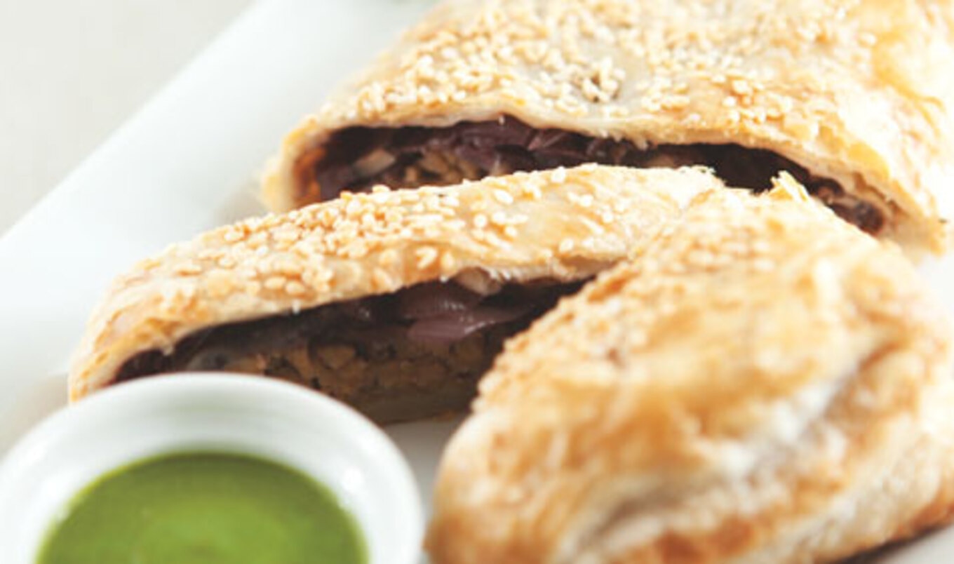 Seitan Wellington with Creamy Spinach Sauce