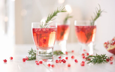 6 Survival Tips for Vegans at Holiday Parties