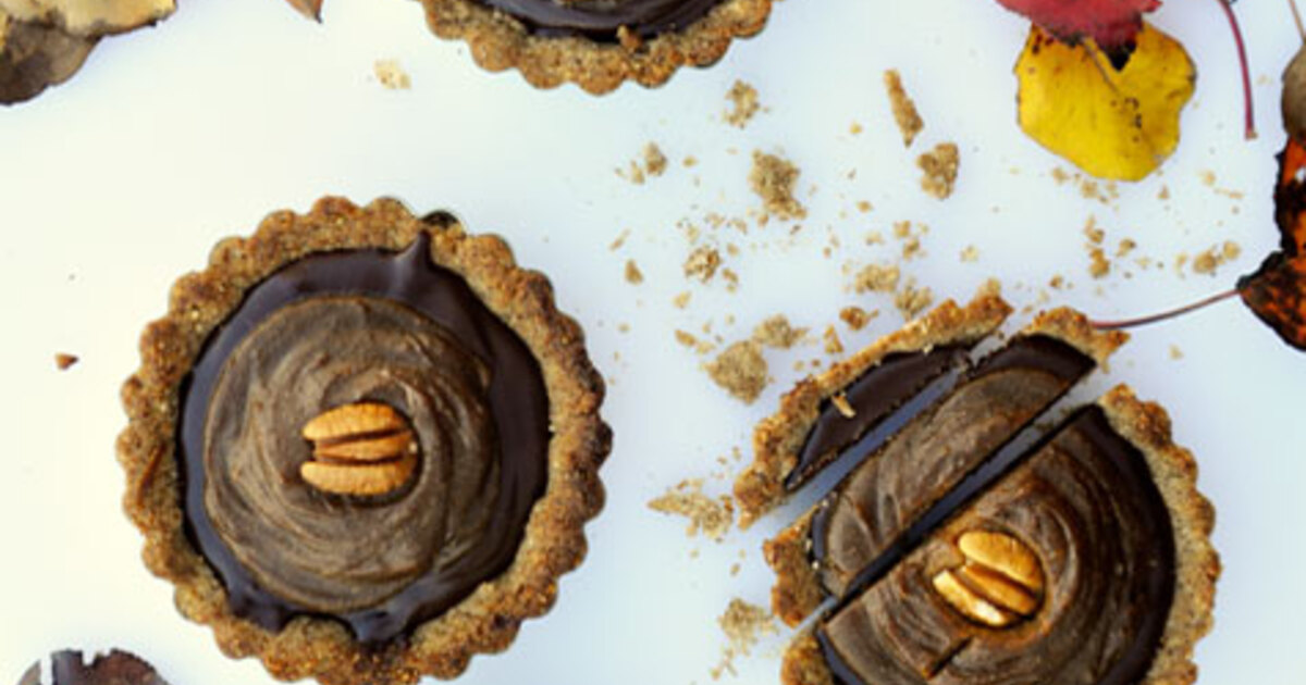 Vegan Pumpkin Caramel Chocolate Tarts