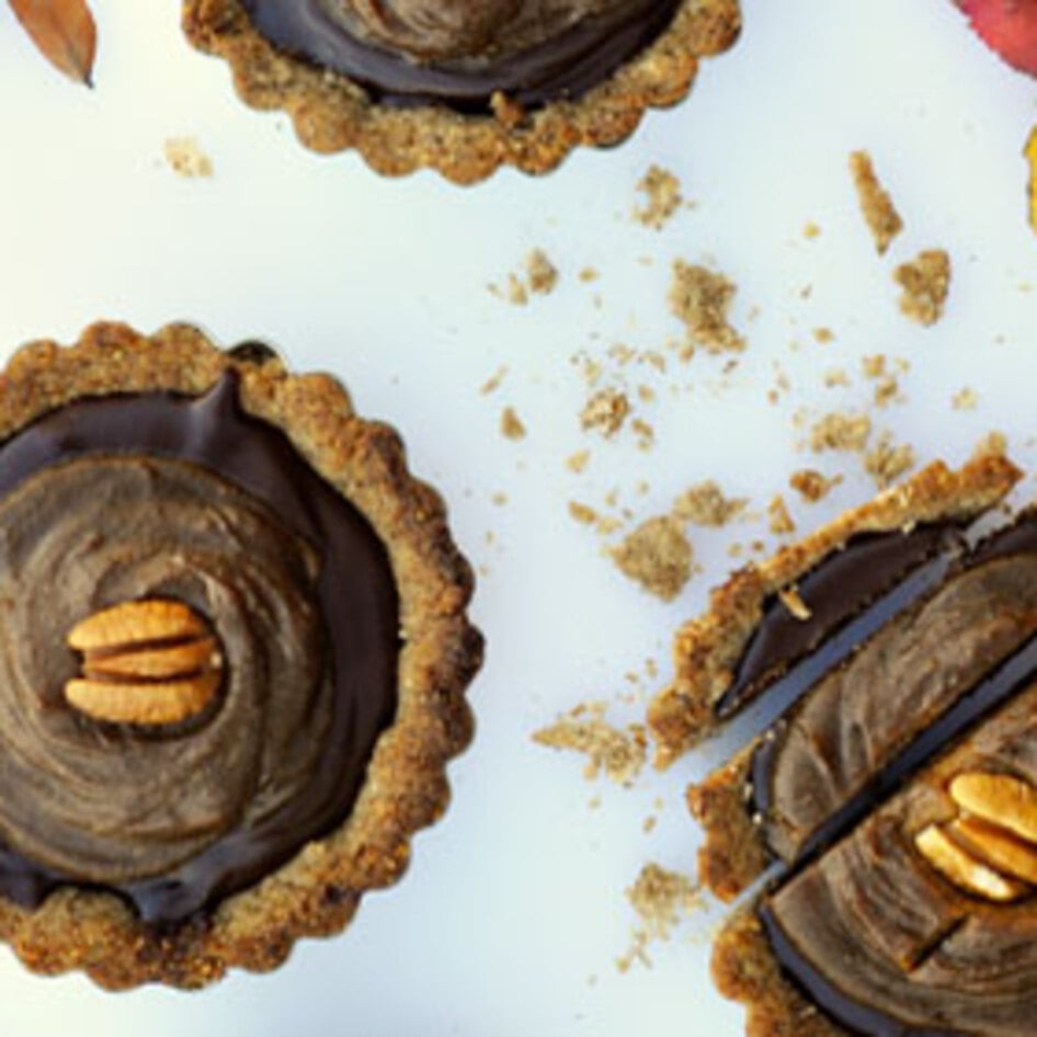 Vegan Pumpkin Caramel Chocolate Tarts