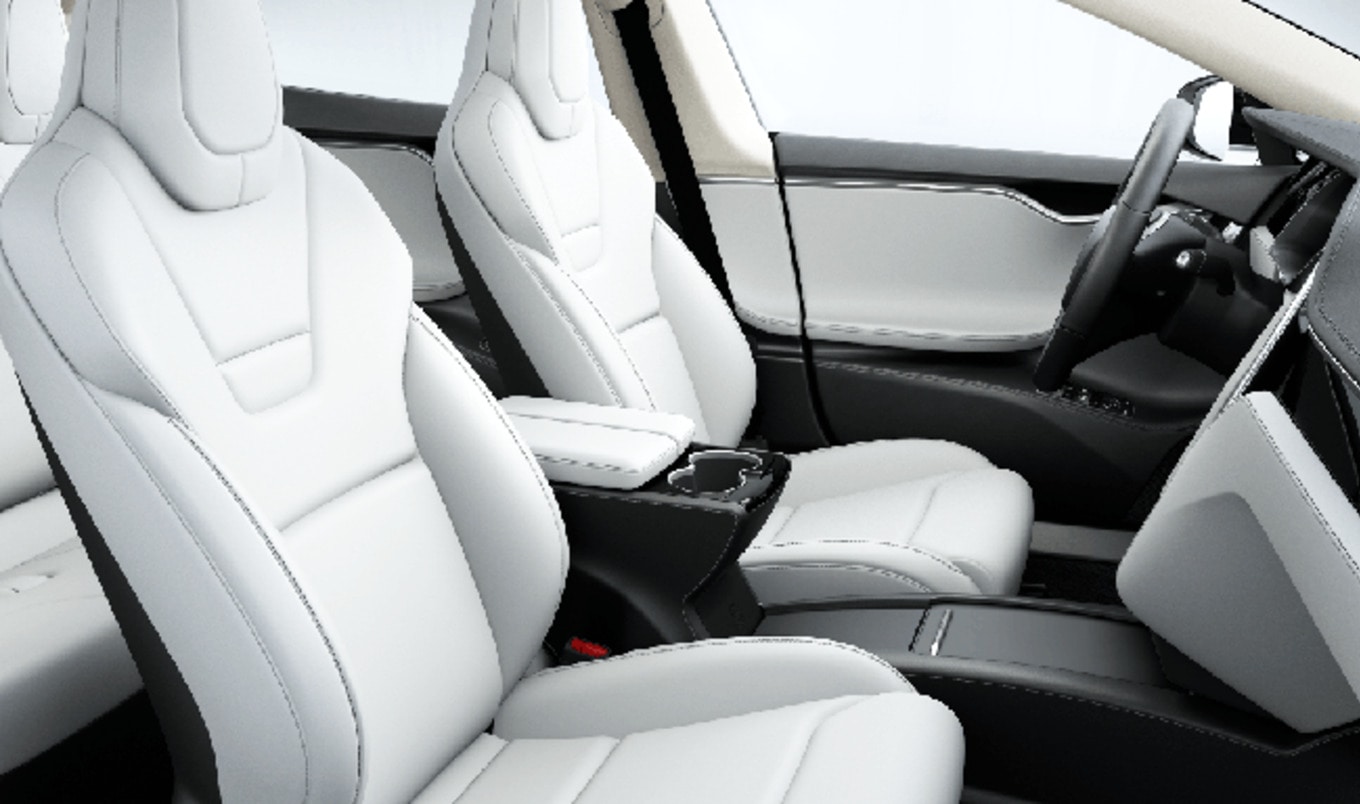 Tesla Expands Vegan Interiors to All Models