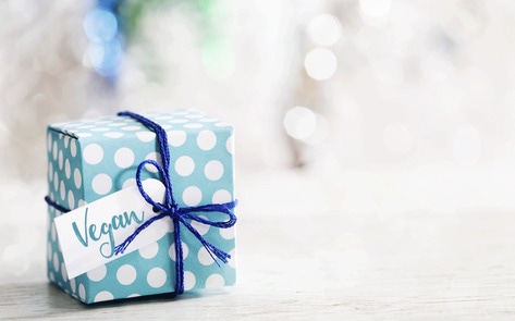 15 Dad-Approved Vegan Christmas Gifts Under $50 