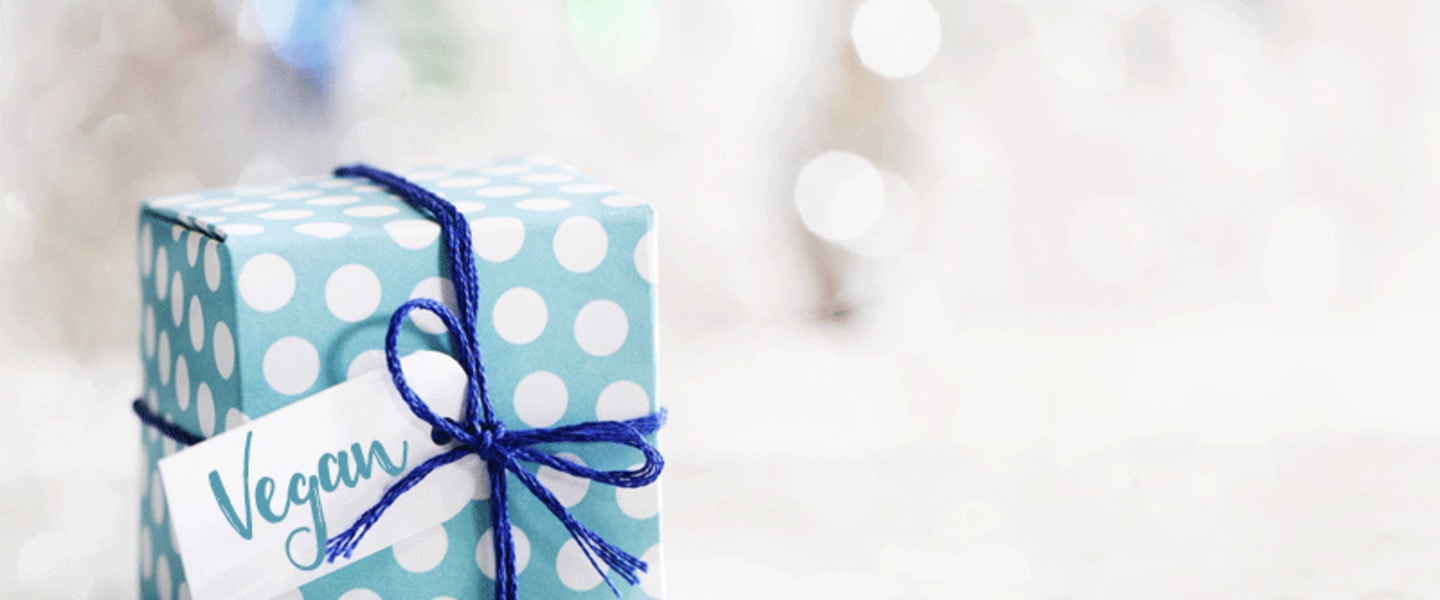 15 Dad-Approved Vegan Christmas Gifts Under $50 